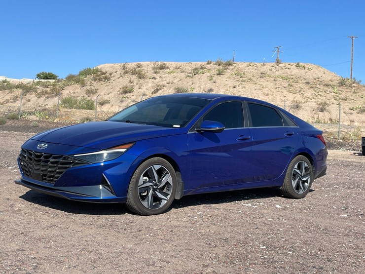 #1859-•-2023-hyundai-elantra-(has-nm-title)-image-1