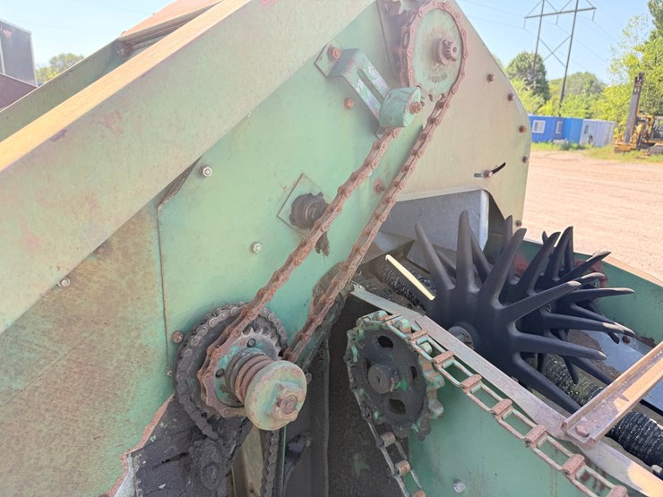 #620-•-new-idea-corn-picker-(rogers,-mn)-image-16