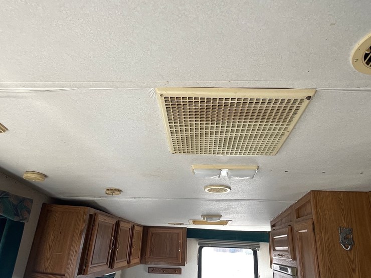 #1858-•-1994-fleetwood-travel-trailer-(has-nm-title)-image-176