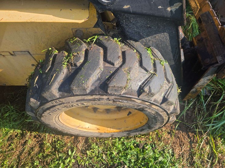 new-holland-lx665-turbo-image-28