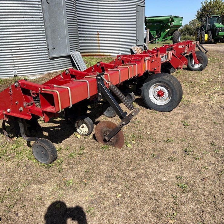 Case IH 1820 Row Cultivator
