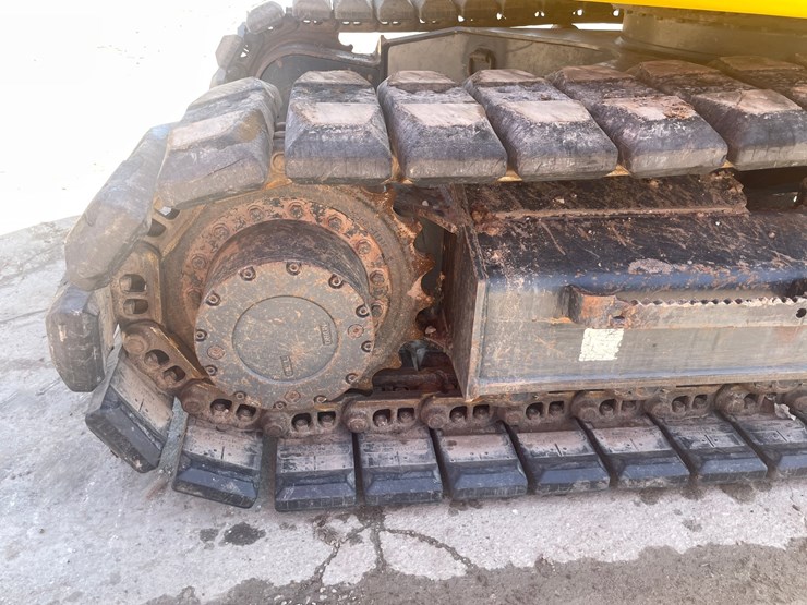 2019-komatsu-pc138us-image-7