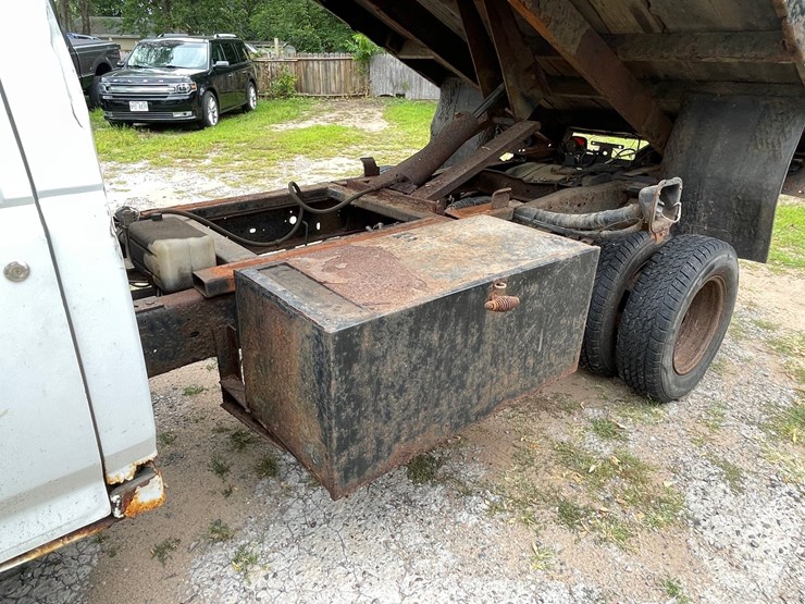 1995-ford-f350-image-43