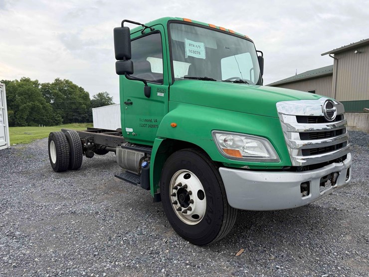 2013-hino-338-image-6