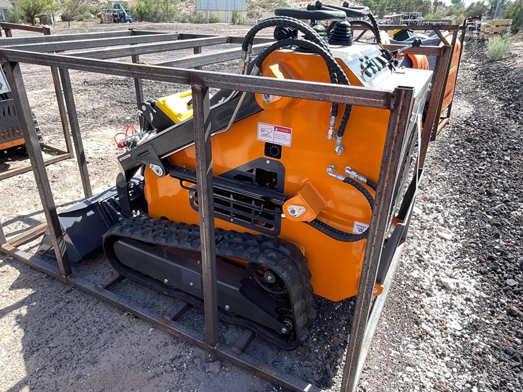 #2068-•-unused-2026-landhonor-mini-skid-steer-loader-image-3