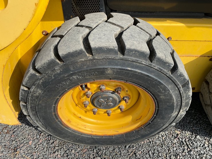 2021-new-holland-l316-image-27