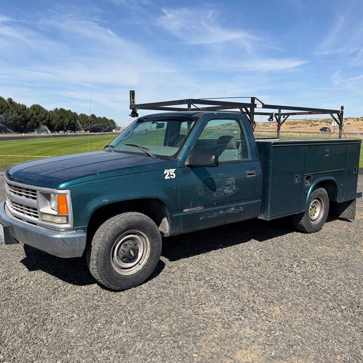1999 CHEVROLET 2500