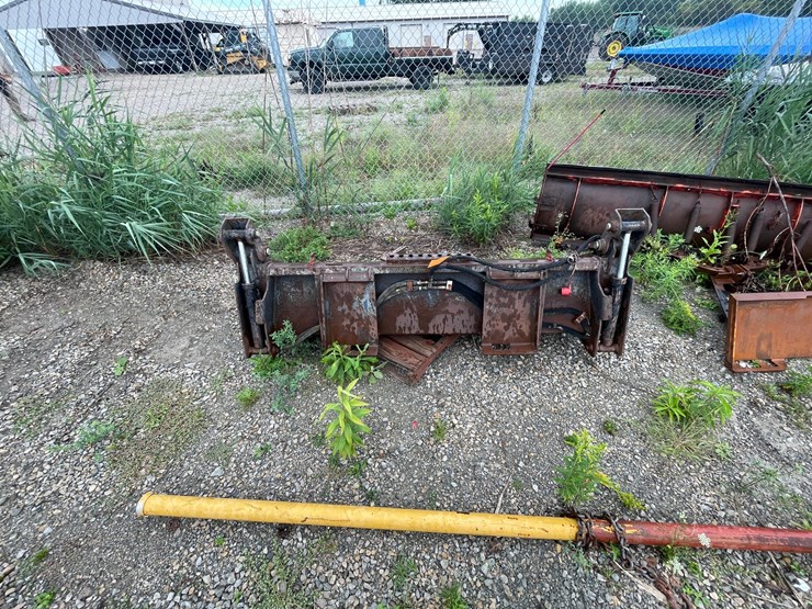 #509-•-4-in-1-skid-steer-bucket-(green-bay,-wi)-image-5