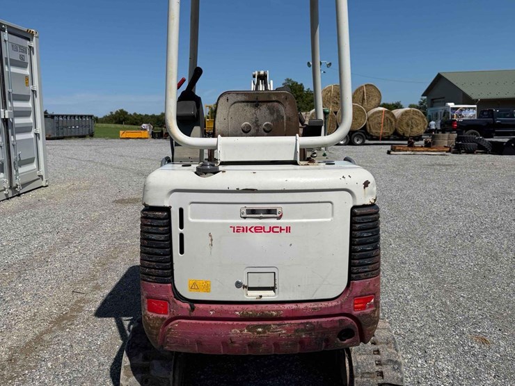 2016-takeuchi-tb016-image-6