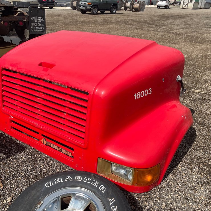 INTERNATIONAL 7100