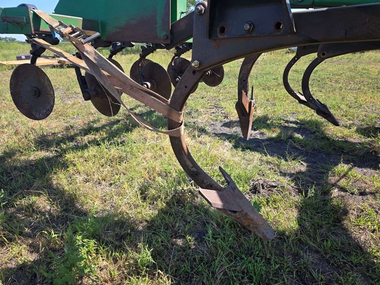 john-deere-2700-image-18