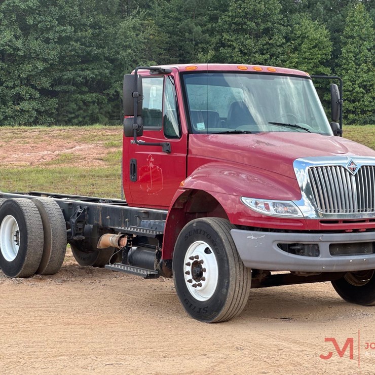 2014 INTERNATIONAL DURASTAR 4400