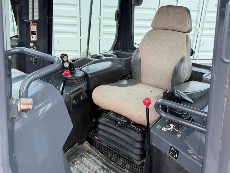 2014-deere-650k-xlt-image-22