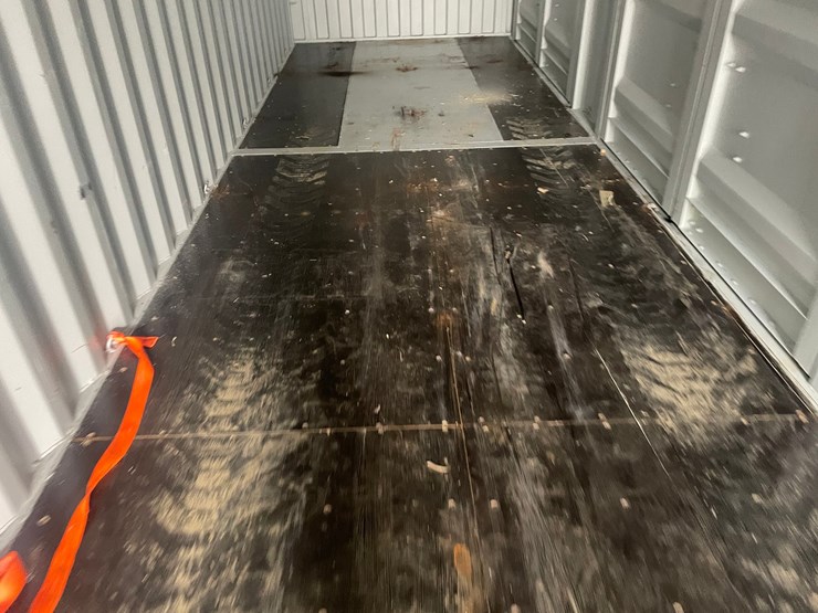 #502-•-single-use-high-cube-40'-shipping-container-image-10