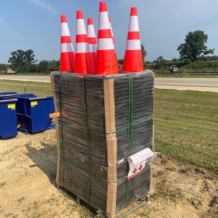 #2508 • Greatbear Highway Safety Cones