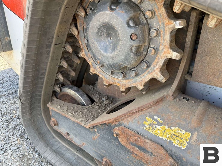 2021-bobcat-t66-image-39