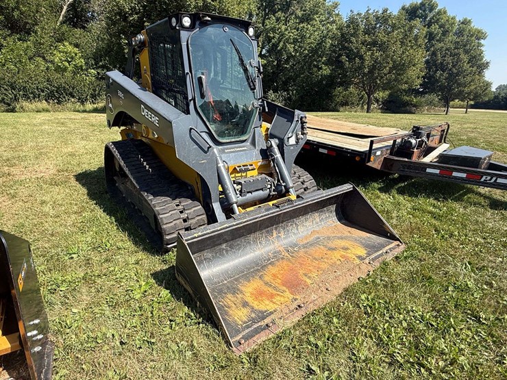 deere-331g-image-19