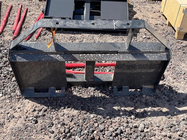 #2428-•-unused-2026-landhonor-skid-steer-bale-spear-image-4
