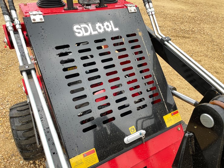 #1264-•-sdlool-skid-steer-loader-image-13