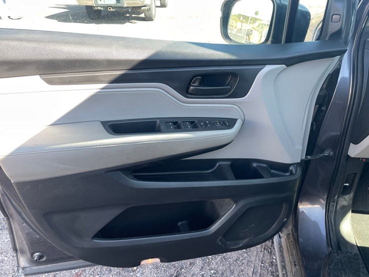 2018-honda-odyssey-image-25