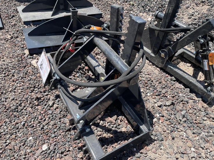 #2429-•-unused-2026-landhonor-skid-steer-tree-puller-attachment-image-3