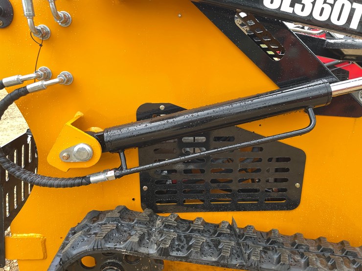 #1265-•-sdlool-skid-steer-loader-image-17