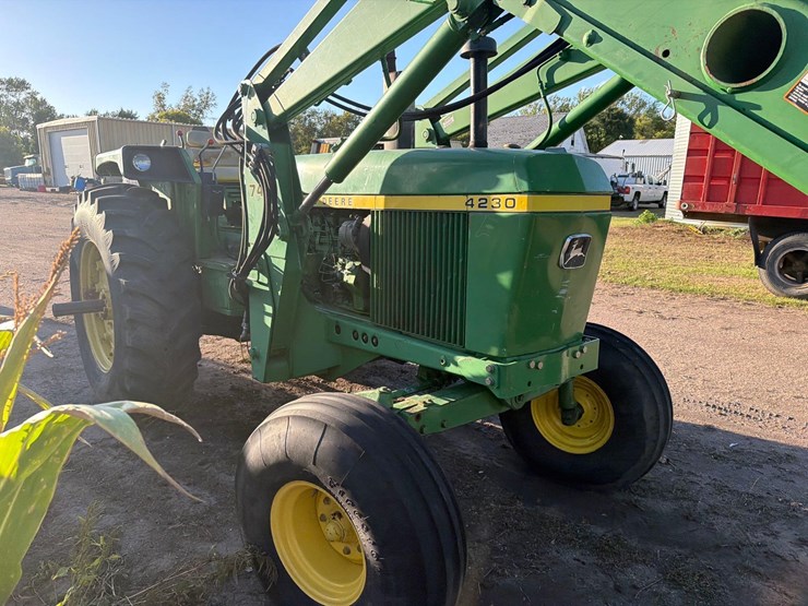 john-deere-4230-image-9