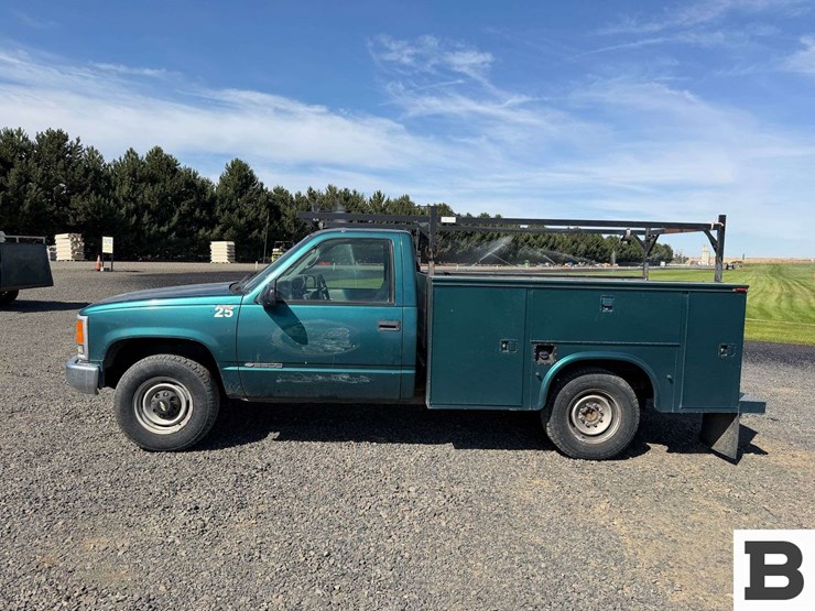 1999-chevrolet-2500-image-2