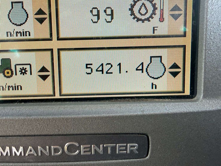 2011-john-deere-741-image-53