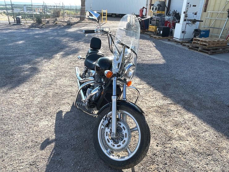 #1863-•-2006-honda-vt1100-(has-nm-title)-image-3