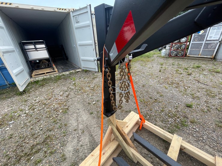 #6319-•-gooseneck-adapter-hitch-(green-bay,-wi)-image-13