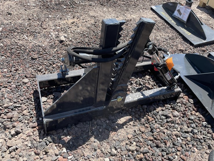 #2429-•-unused-2026-landhonor-skid-steer-tree-puller-attachment-image-5