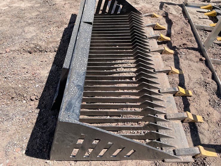 #2413-•-unused-2026-landhonor-skid-steer-rock-bucket-attachment-image-2