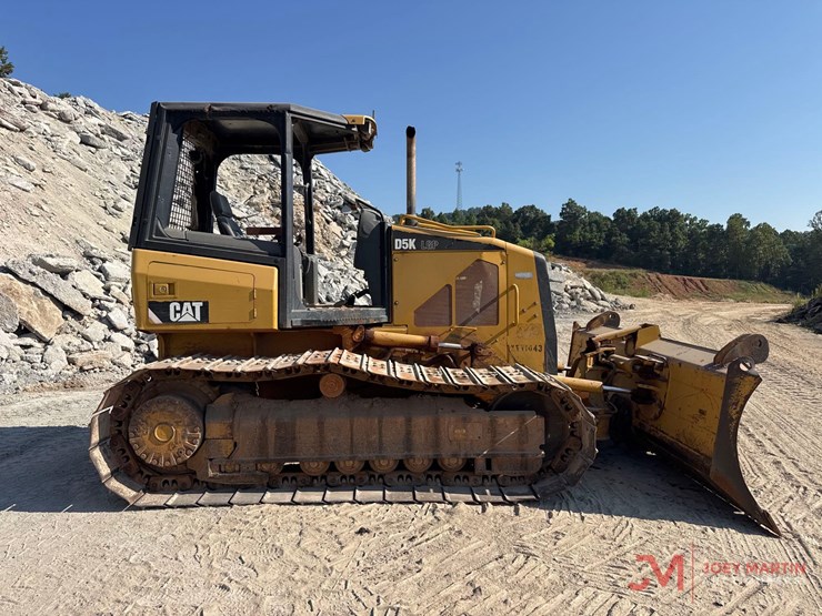 2010-caterpillar-d5k-lgp-image-2