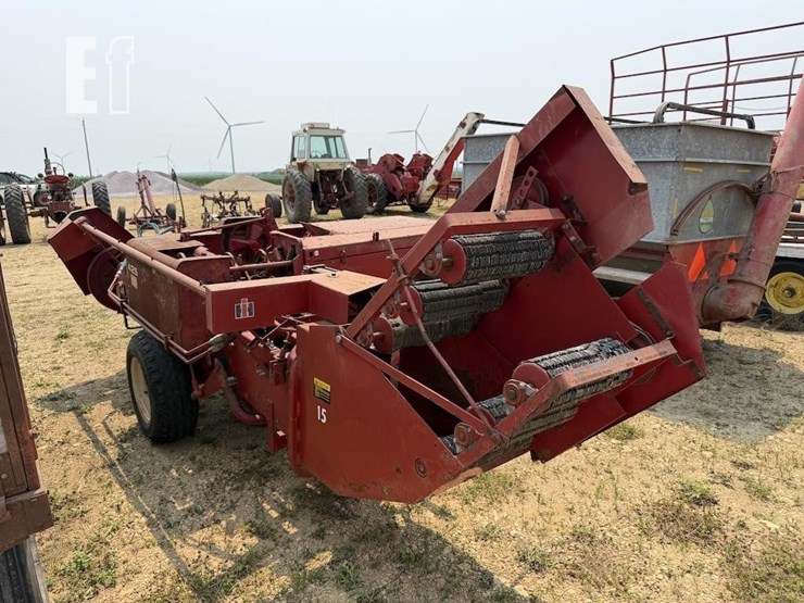 case-ih-425-image-4
