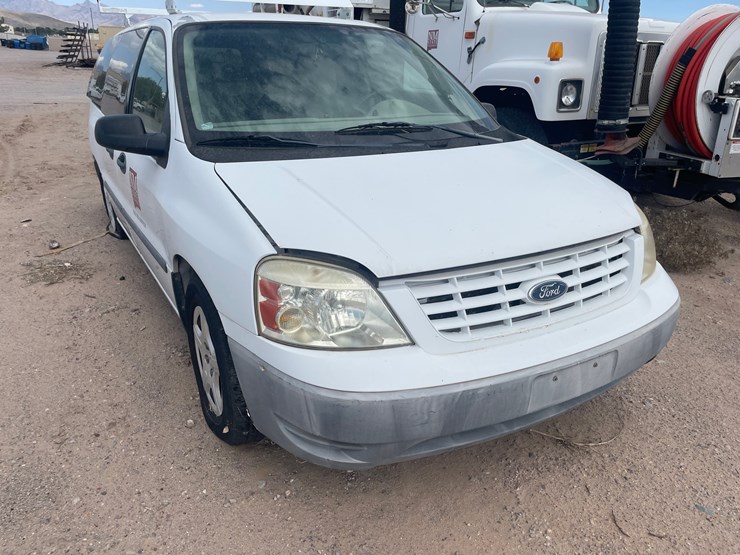 2006-ford-freestar-image-8