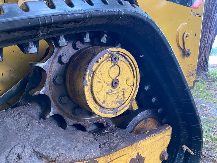 2019-caterpillar-259d-image-19