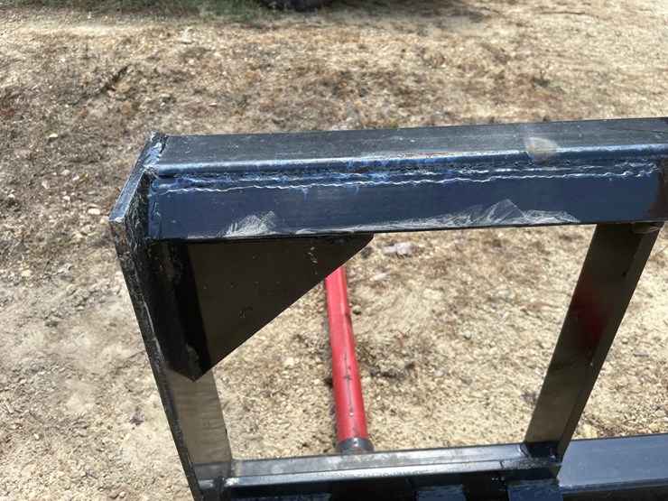 #2229-•-new-kivel-dual-prong-skid-steer-bale-spear-attachment-image-12