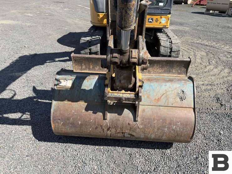 2016-deere-60g-image-10