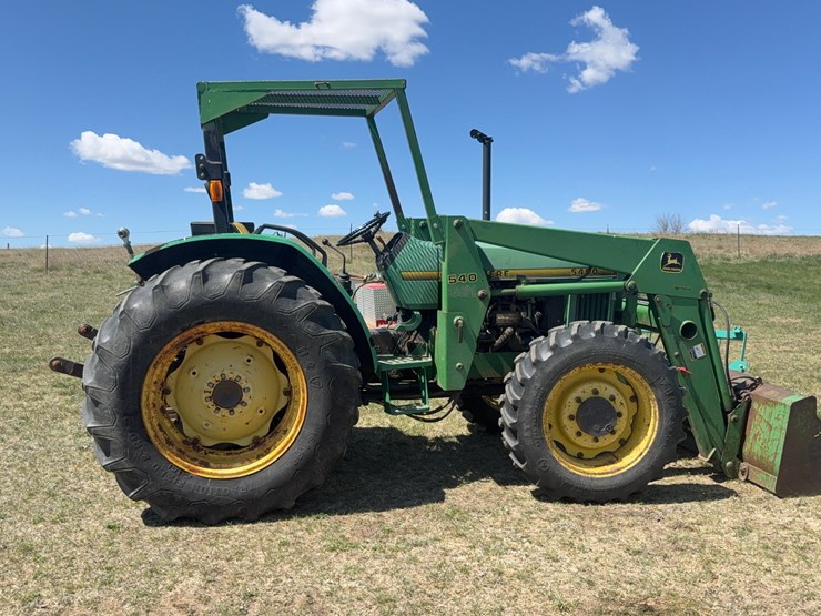 1993-john-deere-5400-image-18
