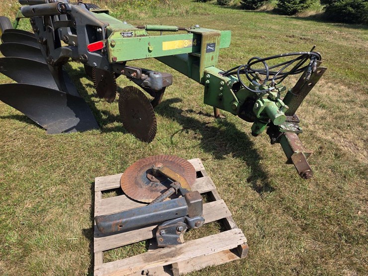 john-deere-2700-image-3