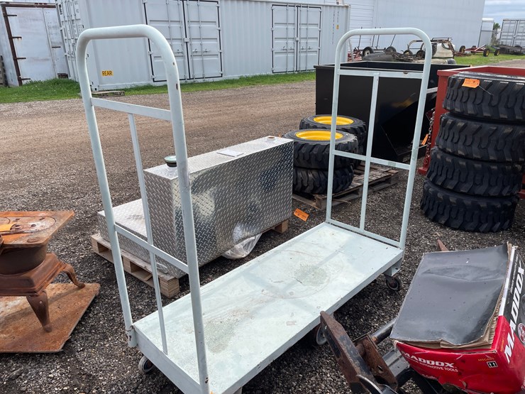 #5095-•-metal-rolling-rack-image-1