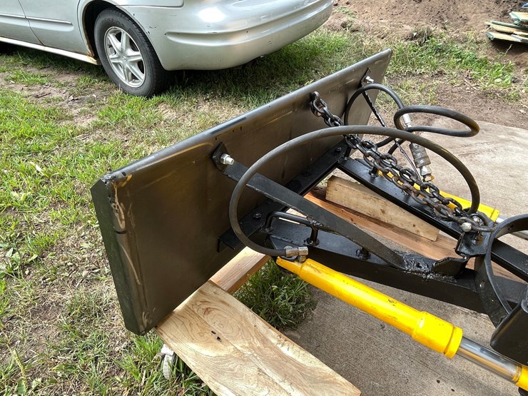 #511-•-meyers-7'-6"-skid-steer-mount-snow-plow-(eau-claire,-wi)-image-17