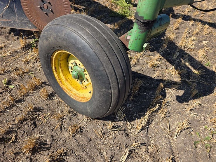 john-deere-2800-image-4