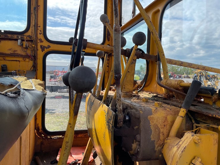 1964-caterpillar-12e-image-58