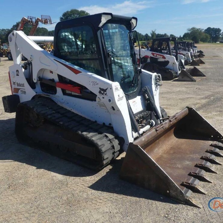 2022 BOBCAT T740