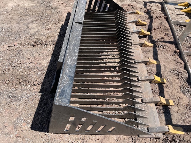 #2412-•-unused-2026-landhonor-skid-steer-rock-bucket-attachment-image-2