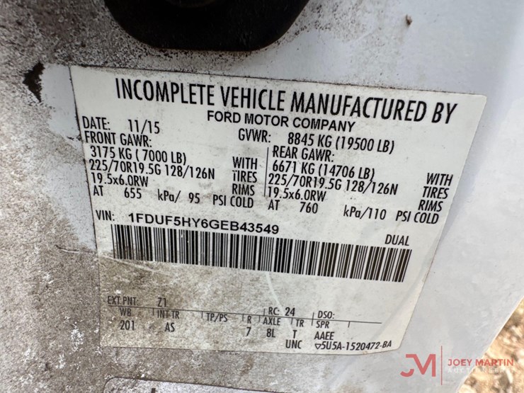 2016-ford-f550-xl-image-35