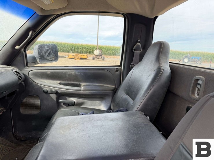 2001-dodge-ram-2500-image-22