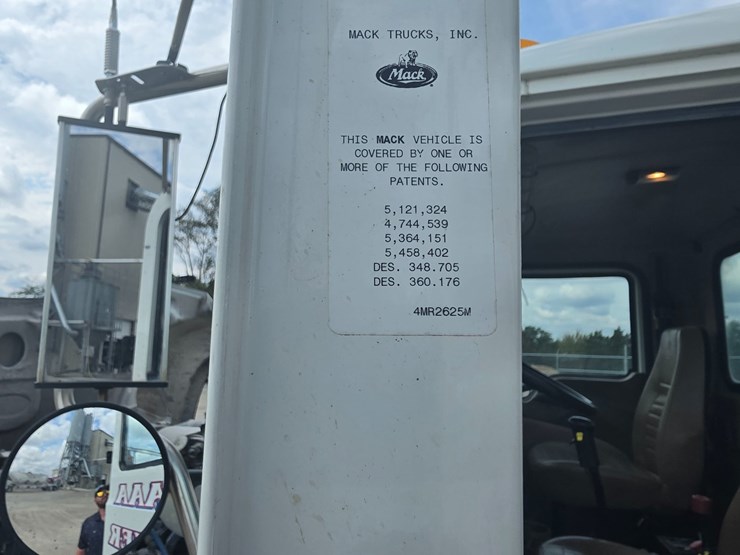 #25405-•-2003-mack-cv713-granite-truck-image-81